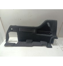 Обшивка багажника правая