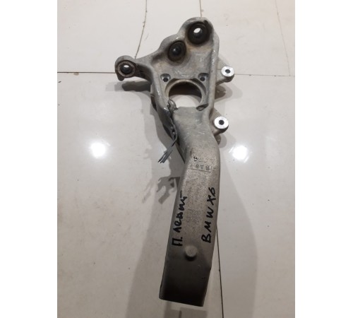 Кулак поворотный(передний левый)