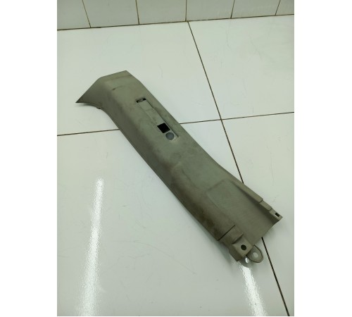 Обшивка стойки правая верхняя