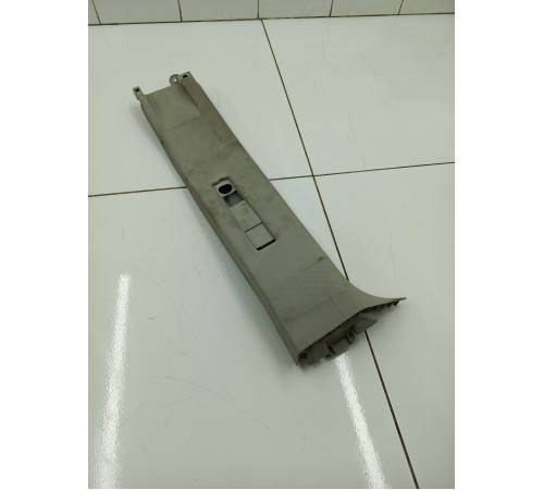 Обшивка стойки правая верхняя