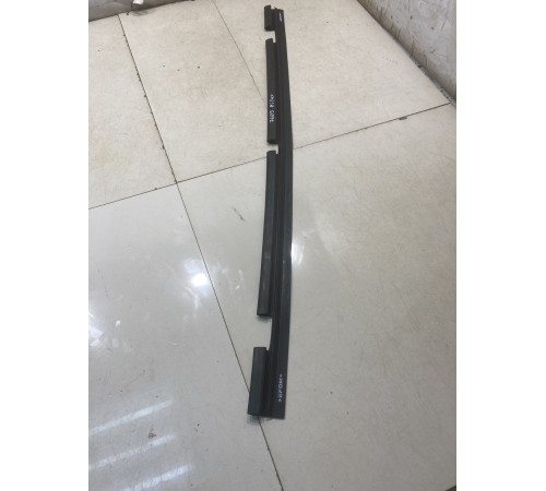 Уплотнитель кузова