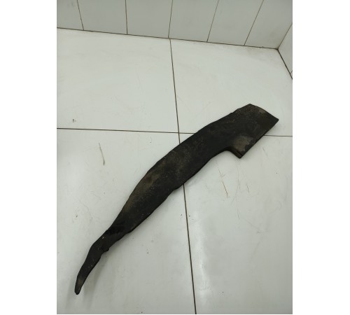 Пыльник крыла передний левый