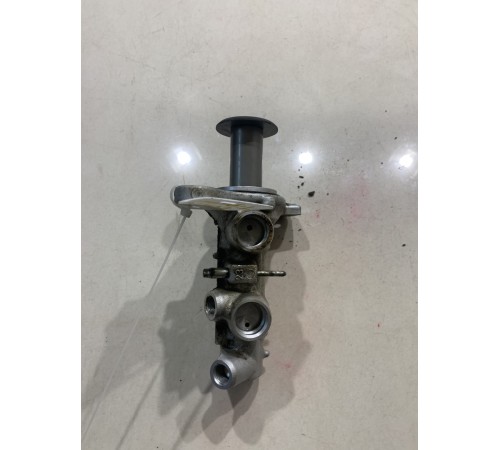 Главный тормозной цилиндр