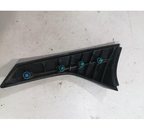 Молдинг (уголок) двери задний правый