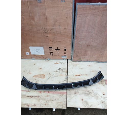 Накладка двери крышки багажника