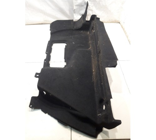 Накладка багажника задняя правая нижняя