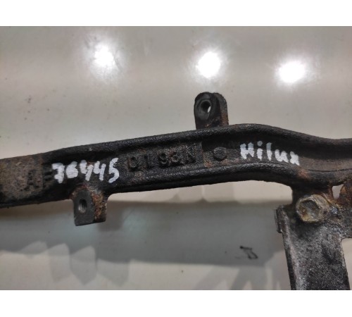 Кронштейн впускного коллектора