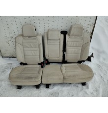 Задний ряд сидений
