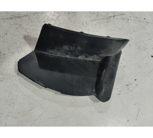 Накладка заднего правого фонаря