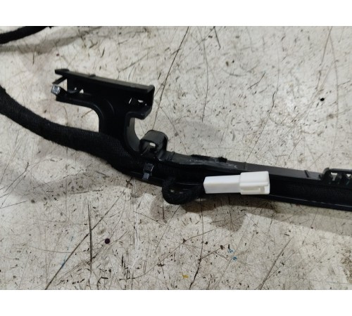 Электропроводка крышки багажника