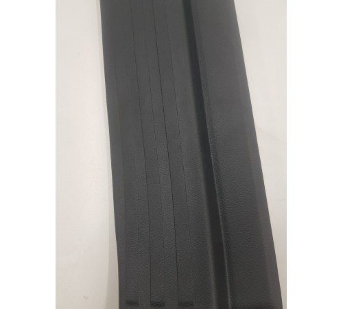 Накладка порога задняя правая