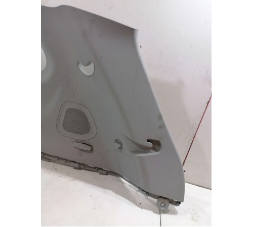 Обшивка багажника верхняя правая