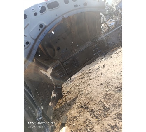 Лонжерон (четверть) передний правый