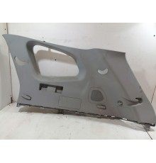Обшивка багажника верхняя правая