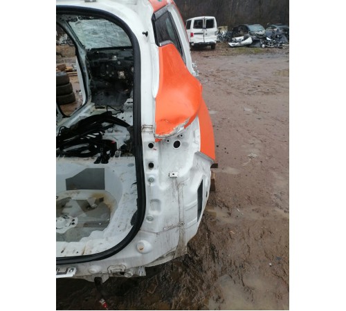 Крыло заднее правое