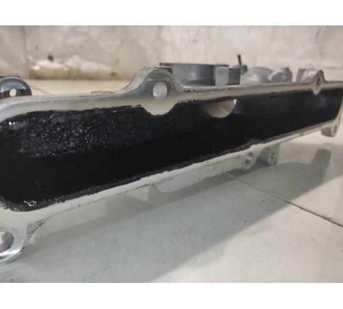 Впускной коллектор