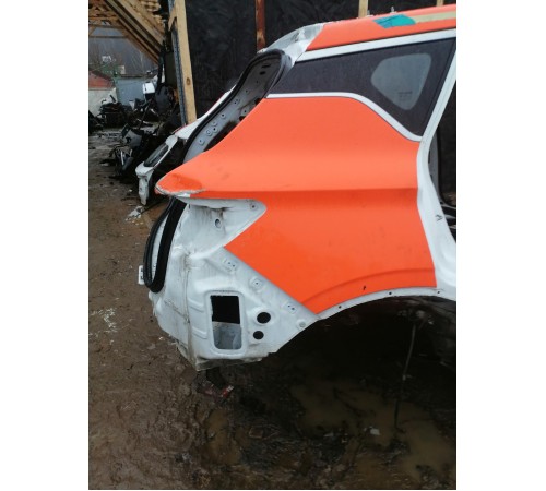 Крыло заднее правое