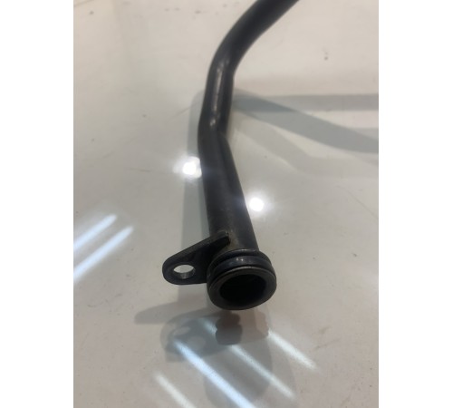 Трубка двигателя