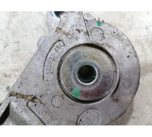 Ролик натяжитель приводного ремня