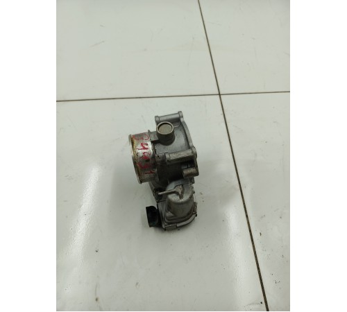 Дроссельная заслонка