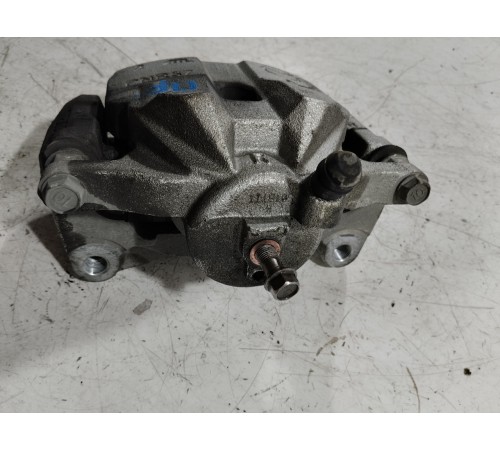 Суппорт передний правый