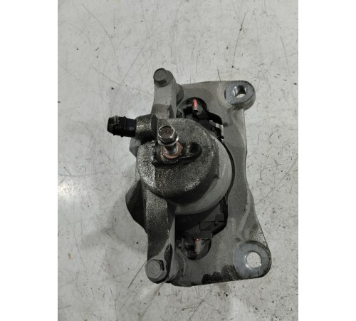 Суппорт передний правый