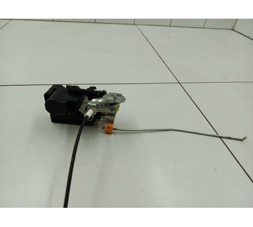 Замок двери передний правый