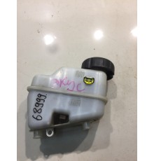 Бачок главного тормозного цилиндра