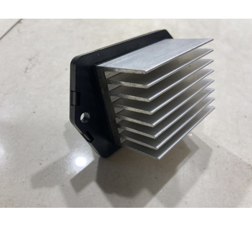 Резистор отопителя