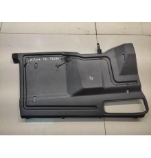 Накладка торпеды нижняя правая