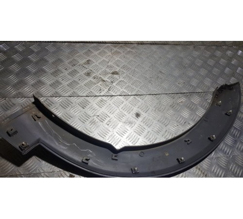 Молдинг на крыло перед. прав.