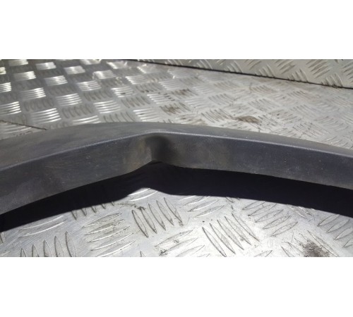 Молдинг на крыло перед. прав.