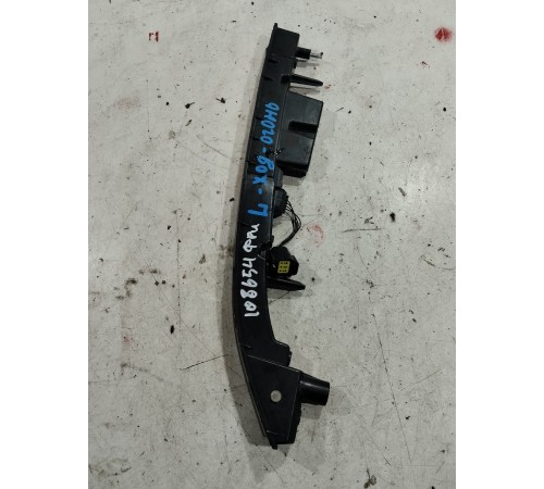 Дневной ходовой огонь левый