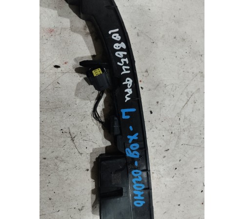 Дневной ходовой огонь левый