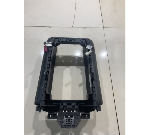 Подлокотник