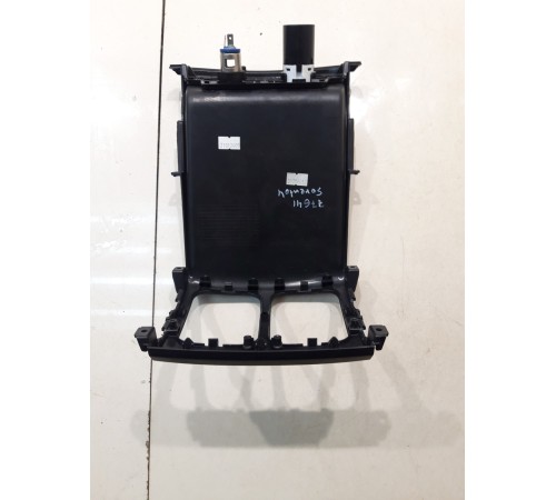 Накладка центрального туннеля (задняя)