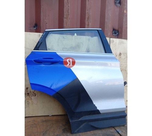 Дверь задняя правая