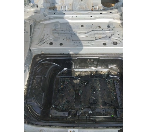 Ниша багажника (запасного колеса)