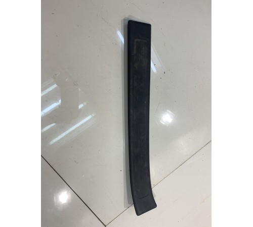 Накладка порога (задняя, левая)