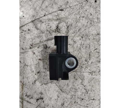 Датчик удара передний правый