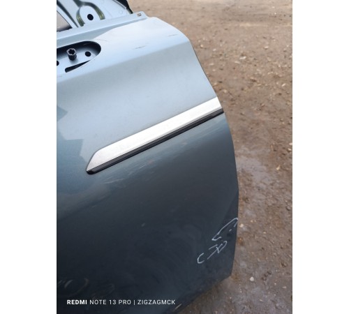 Дверь передняя правая