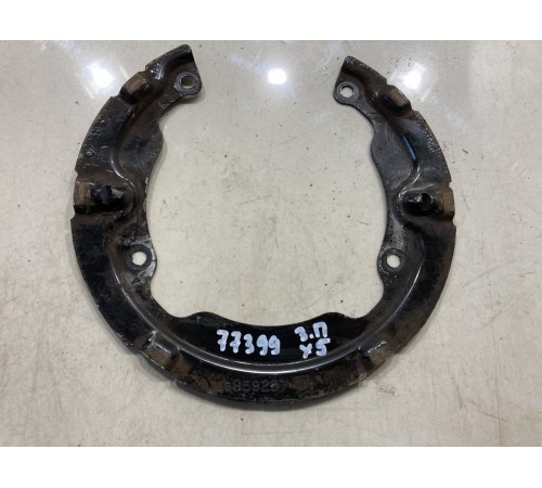 Тормозной щиток(задний правый)