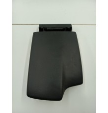 Подлокотник центральной консоли