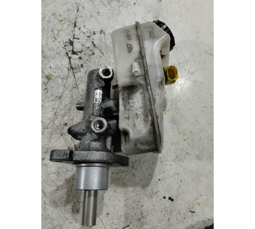 Главный тормозной цилиндр (в сборе)