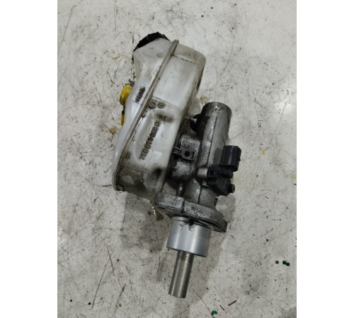 Главный тормозной цилиндр (в сборе)