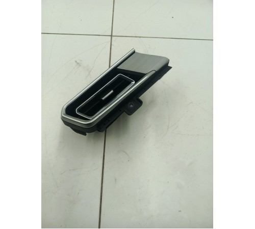 Дифлектор воздушный левый