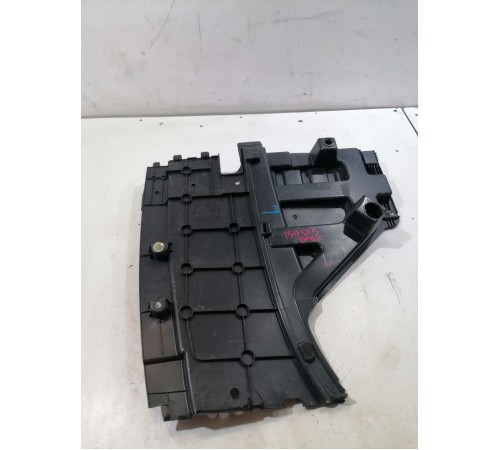 Пыльник подкапотного пространства левый