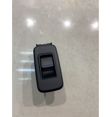 Кнопка стеклоподъемника (передняя, правая)