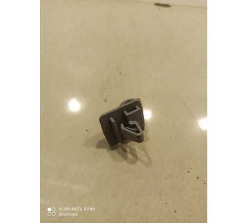 Крючок салона