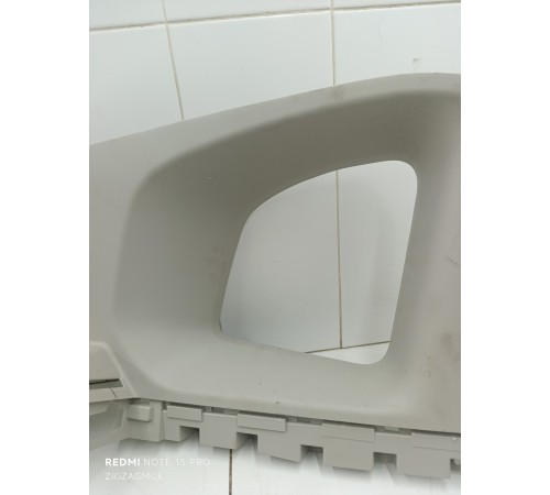 Накладка багажника задняя левая верхняя